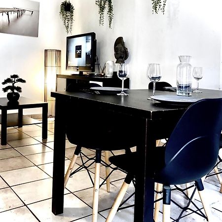 Appartement Calme Au Coeur De La Bastide St-Louis Carcassonne Luaran gambar